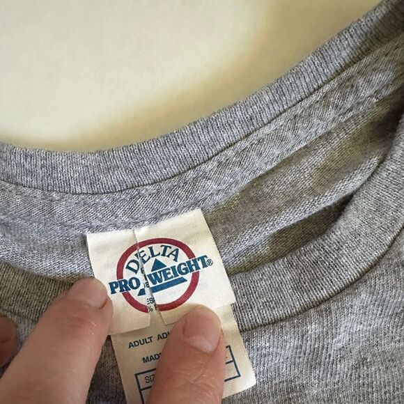 Life is Tough that’s why there is Beer Gray Graphic T shirt - Picture 4 of 5